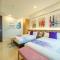 Hua Su Travel B&B