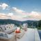 Villa Grema, a Farmhouse with Infinity Pool