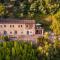 Villa Alice, panoramic stone farmhouse to sleep 10