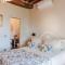 Villa Alice, panoramic stone farmhouse to sleep 10