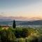 Villa Alice, panoramic stone farmhouse to sleep 10