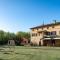 Stunning Home In Treia With Outdoor Swimming Pool And 6 Bedrooms - Appignano