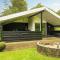 6 person holiday home in Fårvang