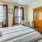 Charming Waterbury Gem with Smart TVs Near Skiing! - Waterbury