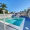 Walk to Hollywood Beach Luxury 4BR Villa Walk to Hollywood Beach Luxury 4BR Villa