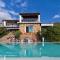 Villa Emmeline fronte mare 5 camere 6 bagni infinity pool WiFi per 12 persone