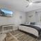 Workfriendly home with priv yard, near downtown - 杰斐逊维尔