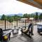 Revys Peak Condo - Hot Tub with View