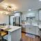 Family-Friendly Tuskegee Home 3 Mi to University!