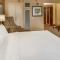 Crowne Plaza Hotel St. Louis Airport by IHG
