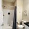 Luxury 4 Bedroom Home and private deck by MCG 6
