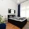 Akacfa 7 Two Bedroom Central Apartment