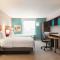 Home2 Suites By Hilton Milwaukee West - West Allis