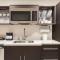 Home2 Suites By Hilton Milwaukee West - West Allis