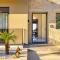 Chris and Stratos villa with private ecologic pool and kid's playground! - Mourniaí