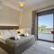 Chris and Stratos villa with private ecologic pool and kid's playground! - Mourniaí