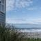2 Bed Beach House in a fantastic sea front setting