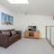 2 Bed Beach House in a fantastic sea front setting
