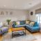 Fantastic 3-bed house with parking