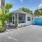 Walk to Ocean Chic Deerfield Beach Cottage!