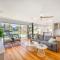 Broadwater Views Luxurious and Spacious Dream Home - Gold Coast