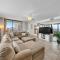 Mainsail 131 - Beachfront 2BR with Free Seasonal Beach Service - Destin