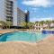 Mainsail 131 - Beachfront 2BR with Free Seasonal Beach Service - Destin