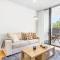 Comfortable 1BR Apt with pool and carpark - Gold Coast