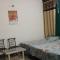 Balaji Guest House - Home Stay - Greater Noida