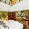 All inclusive Yaku house Sian Kaan