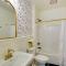 Walkable Tyler House with Deck half Mi to Downtown! - Tyler