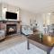 2 Bedroom Condo only steps to the Village!