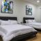 Lake Home: Relax and Unwind in Mission Hidden Gem