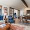Newly built 3-bedroom + den, 3.5 bath, 2 car garage in Snowcreek Vll (Creekhouse) sleeps up to 8
