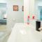 Deerfield Beach Boca Raton with pool 1 mile from the beach