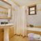 Villa Pounente Apartments - 300m from the beach, by ZanteWize