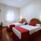 Hotel H28 Camas