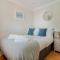 Smart 2 Bedroom Apartment in Newbury - Newbury