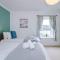 NEW! Spacious 2-bed home in Chester by 53 Degrees Property, Ideal for Long Stays, Great location - Sleeps 6 - Chester