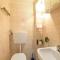 2 Bedroom Nice Home In Viareggio