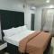 OD-V!CKS CLASSIC, Wuse 2 extension, upscale Jahi district WiFi,24hr power,security, dstv