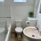 The Coach House - with hot tub