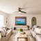 Waterfront Home with Pool Minutes to Sanibel - فورت مايرز