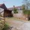 Nest Holiday Hideaway Dove Cottage-Beautiful Location in the Long Mynd Area of Outstanding Natural Beauty-WHIRLPOOL JACUZZI BATHS!! - Picklescott