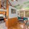 Amazing 2br 2ba with Loft C