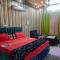 Urban homestay-camping, swimming pool,wood cottage