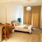 B8 Studio close to Formula 1 with Ferrari world view - Abú Zabí