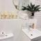 Central Derby Urban 2 Bedroom Flat - An Oasis of Elegance! Free Parking and Wifi suitable for families and professionals