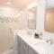 602, Beach Bellini-Oceanside, Close to Beach and shopping, Community Amenities - Королла