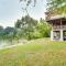 Riverfront Cuero Vacation Home with Spacious Deck!